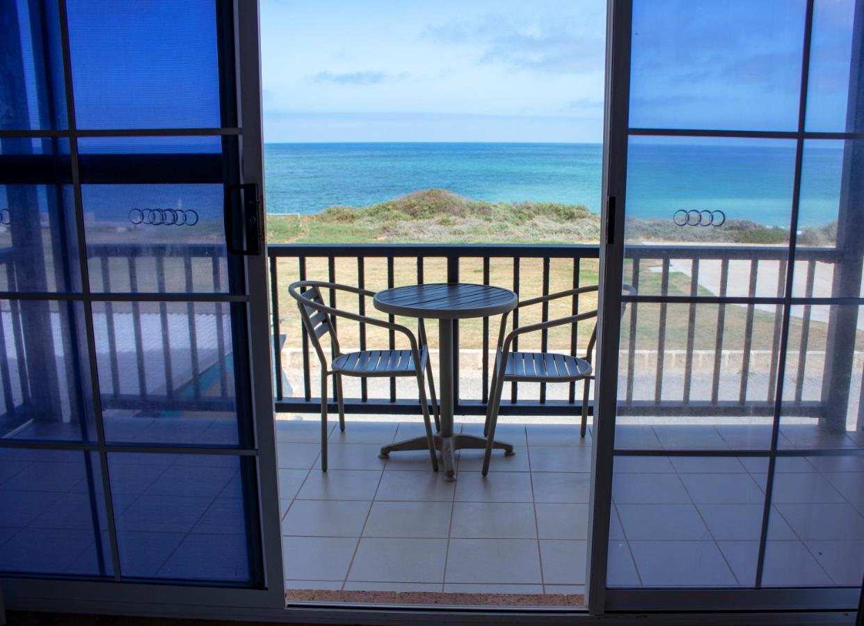Seaspray Beach Holiday Park Dongara Exterior photo