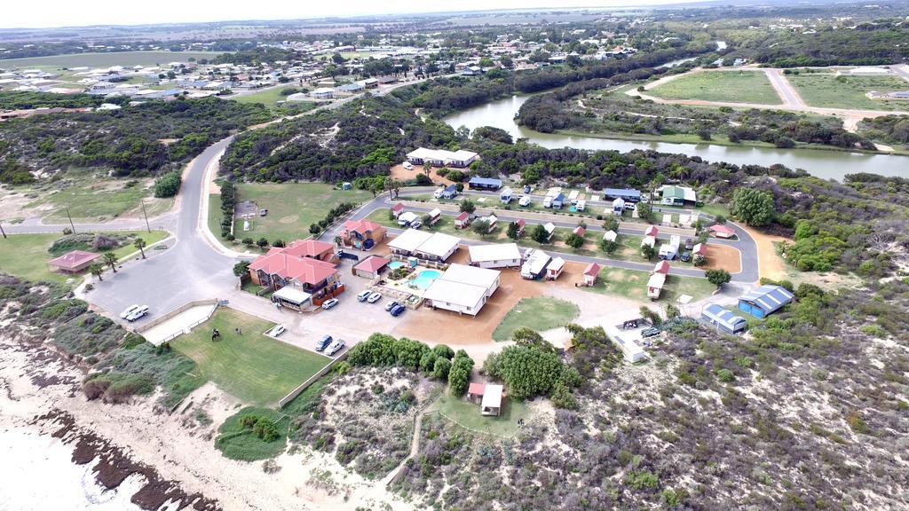 Seaspray Beach Holiday Park Dongara Exterior photo