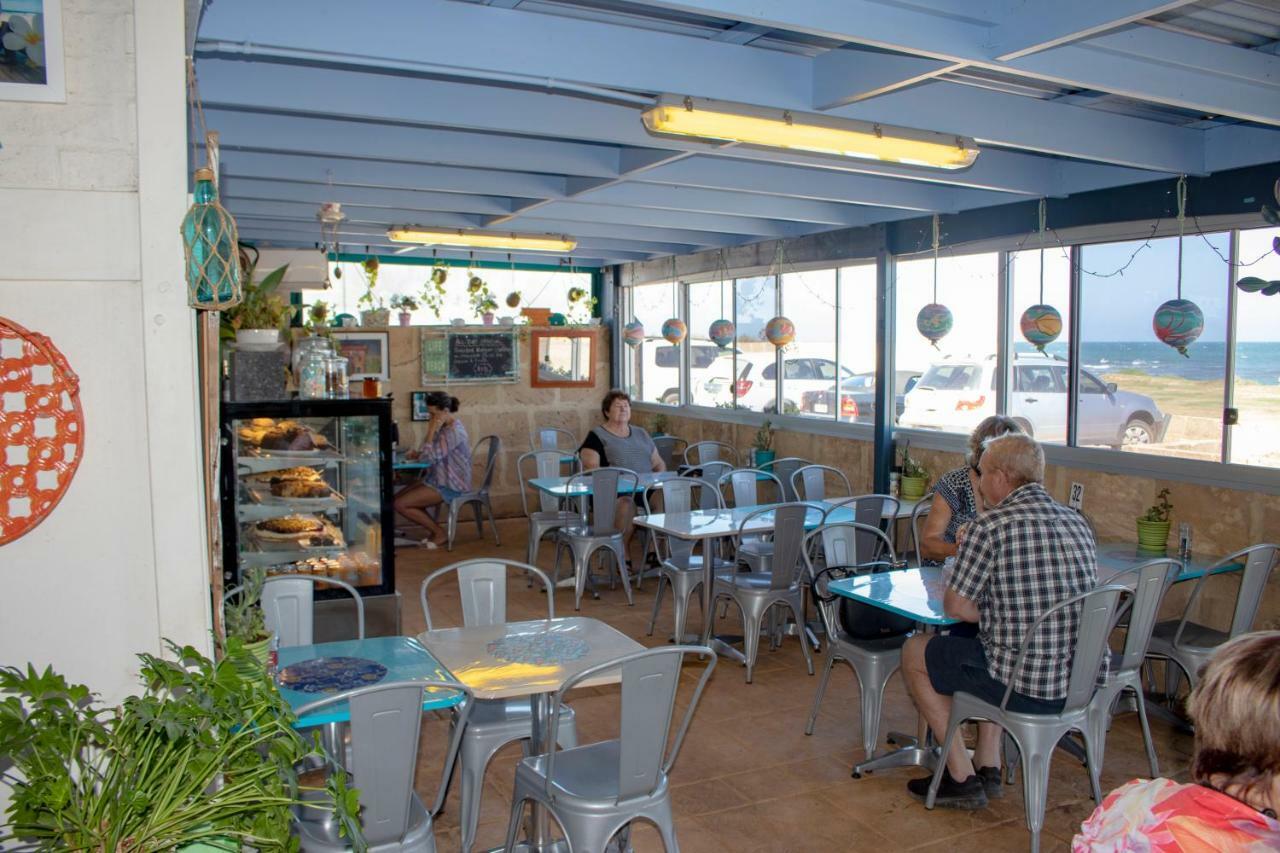 Seaspray Beach Holiday Park Dongara Exterior photo
